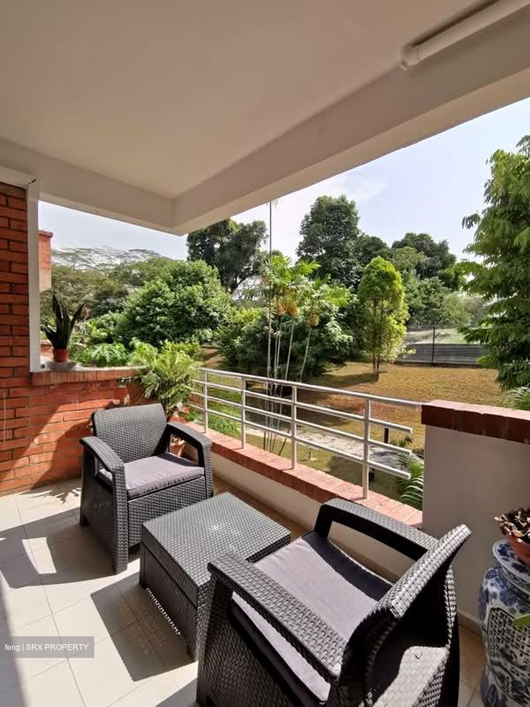 Loyang Valley (D17), Condominium #589244551